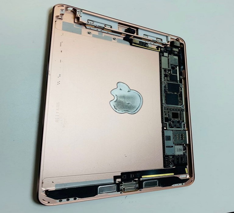 Tin vui cho iFan: iPad Mini 5 lộ diện thiết kế anten tương tự như iPad Pro 3 ipad mini 5 b